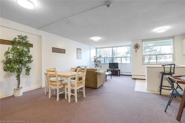 Additional image 33 of 551 The West Mall Rd Unit 1219