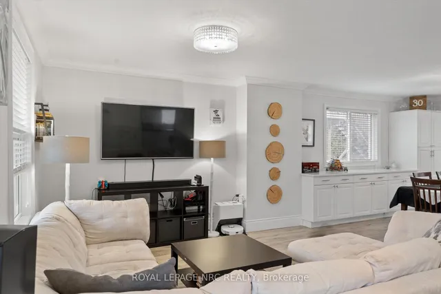 Additional image 7 of 15 East 24th St