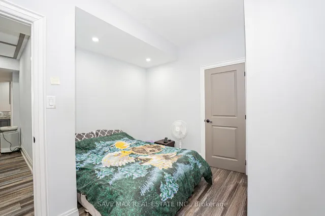 Additional image 47 of 23 Hillcrest Ave