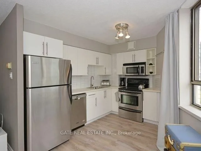 Additional image 11 of 250 Queens Quay Unit 1706
