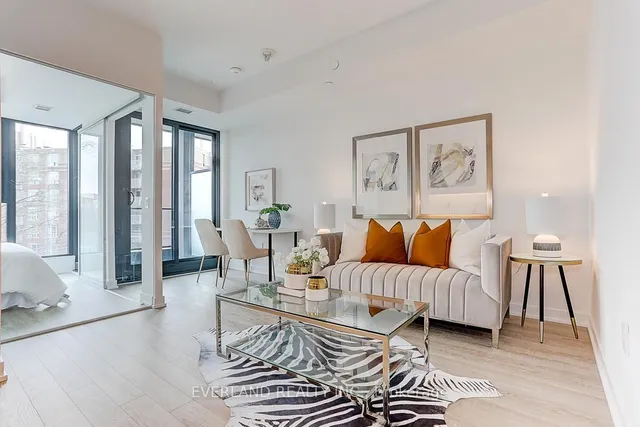 Additional image 23 of 250 Lawrence Ave Unit 413