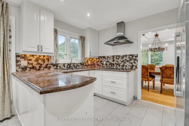 Additional image 17 of 225 Maxome Ave