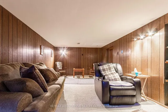 Additional image 25 of 30 Wolcott Ave