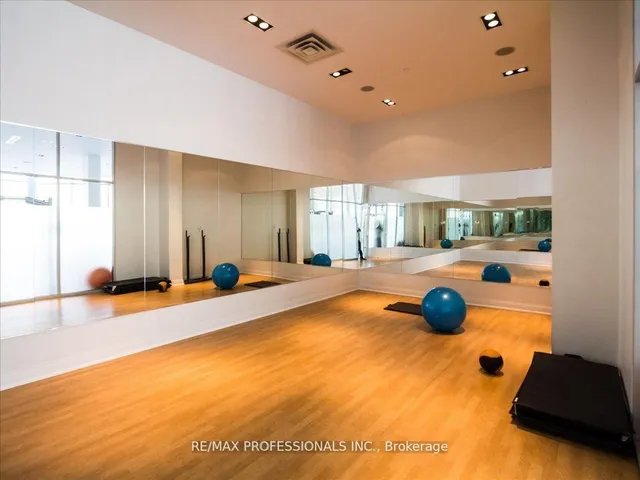 Additional image 40 of 88 Park Lawn Rd Unit 2208