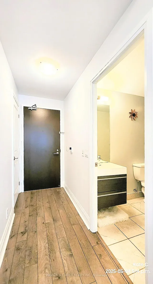 Additional image 14 of 15 Zorra St Unit 2002