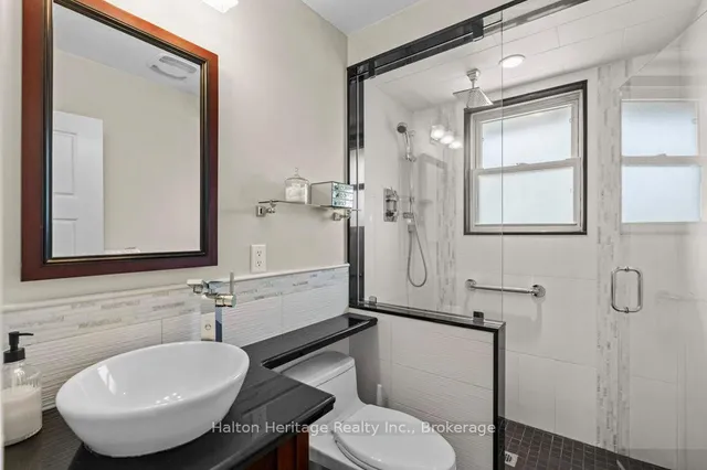Additional image 28 of 376 East 18th St