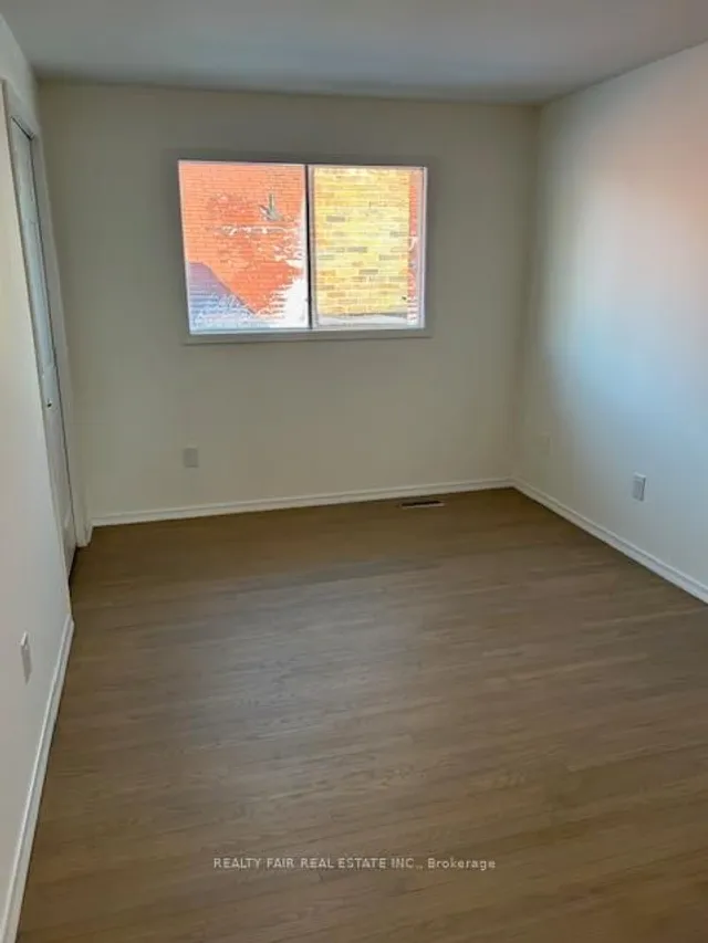 Additional image 20 of 7 Whitehorn Cres