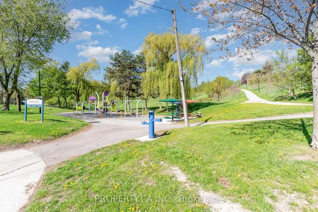 Additional image 22 of 69 Jasper Ave