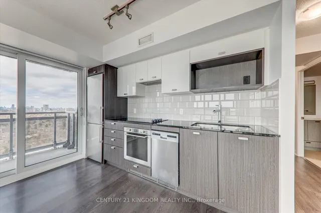 Additional image 16 of 275 Village Green Sq Unit 2123