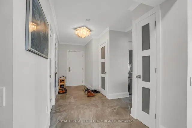 Additional image 2 of 71 Simcoe St Unit 2103