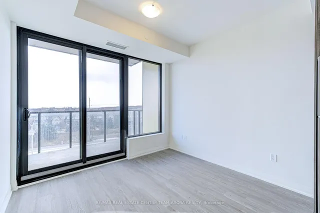 Additional image 13 of 1415 Dundas St Unit 415