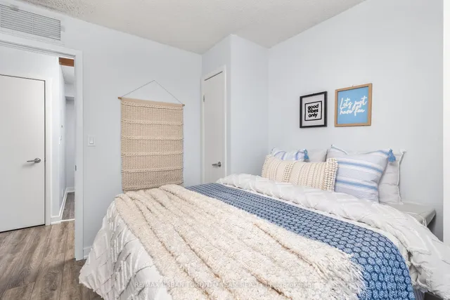 Additional image 15 of 81 Navy Wharf Crt Unit 2909