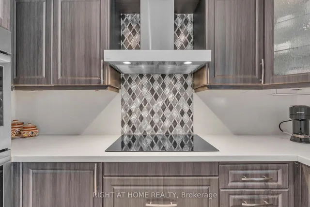 Additional image 24 of 1595 Meadowfield Cres