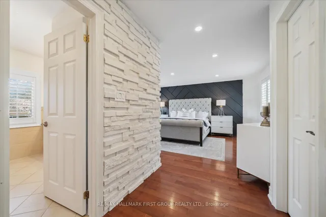 Additional image 19 of 60 Brenda Cres