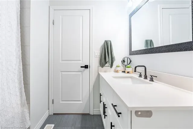 Additional image 35 of 11 Stockbridge Gdns Unit 5