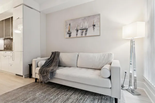 Additional image 3 of 32 Davenport Rd Unit 311