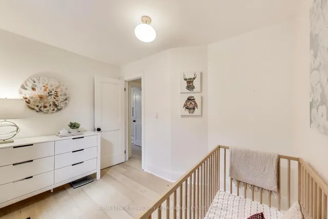 Additional image 22 of 351 Roehampton Ave