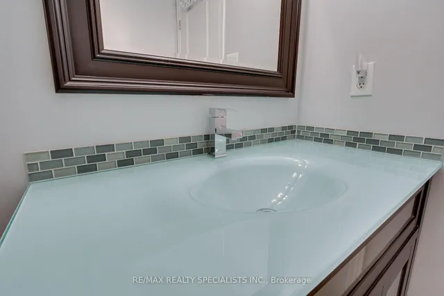 Additional image 39 of 98 Tulip Dr