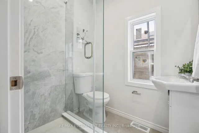 Additional image 16 of 289 Wentworth St