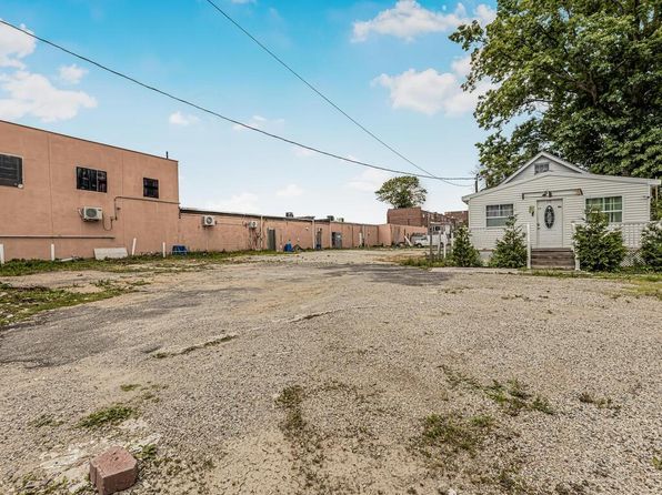 1927 Gildersleeve Avenue, Bronx, NY 10473