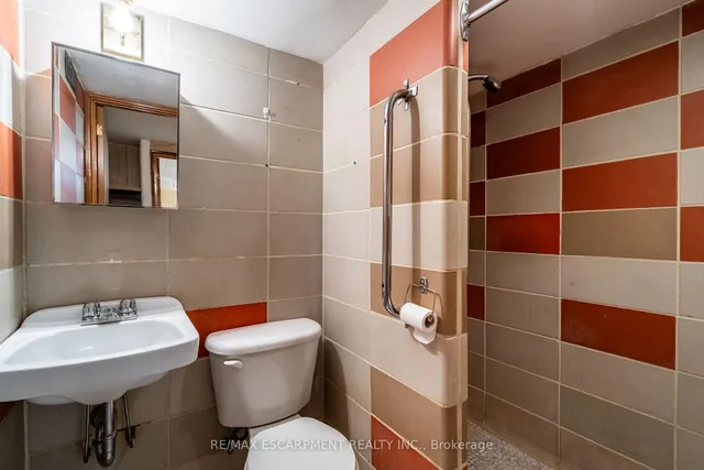 Additional image 35 of 106 Owen Pl