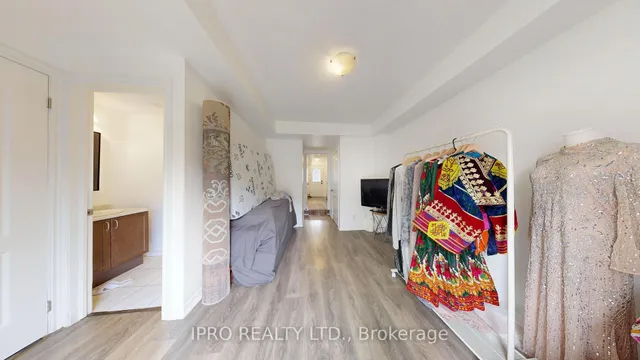 Additional image 9 of 8 Bakewell St