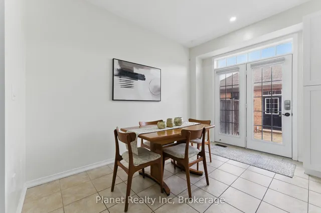 Additional image 16 of 651 Farmstead Dr Unit 9