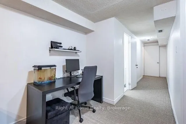 Additional image 24 of 1528 Lancaster Dr Unit 24