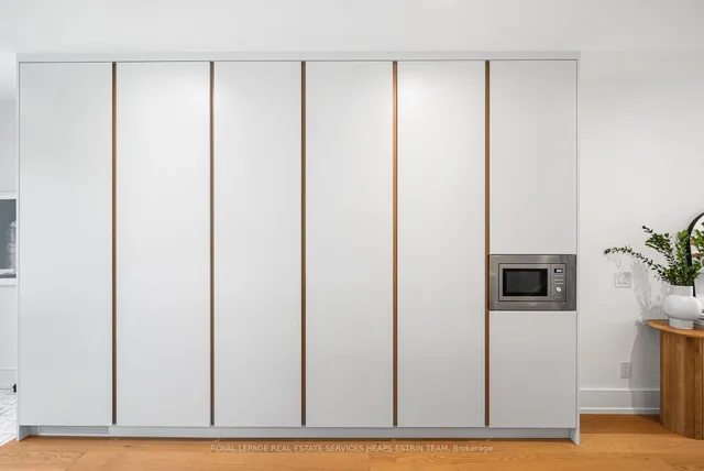 Additional image 10 of 17 Myrtle Ave