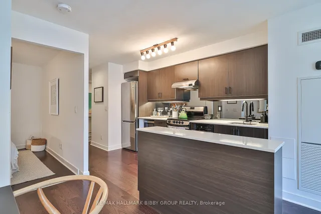 Additional image 7 of 320 Richmond St Unit 209