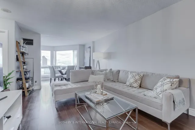 Additional image 3 of 10 Yonge St Unit 2608