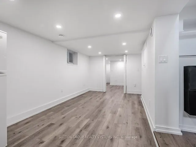 Additional image 25 of 217 Earlscourt Ave