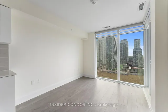 Additional image 15 of 27 Bathurst St Unit 1203