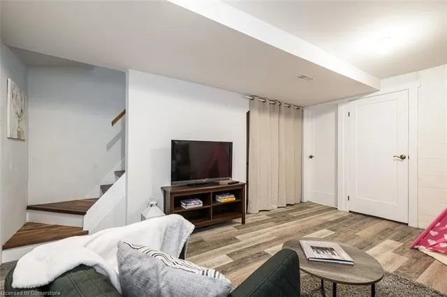 Additional image 32 of 396 Charlton Ave