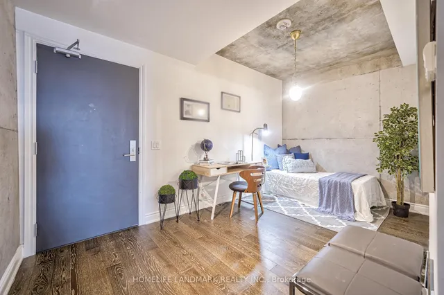 Additional image 5 of 608 Richmond St Unit 509