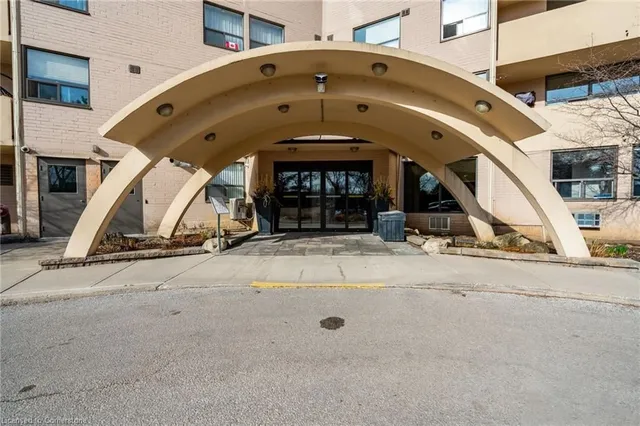 Additional image 5 of 700 Dynes Rd Unit 214