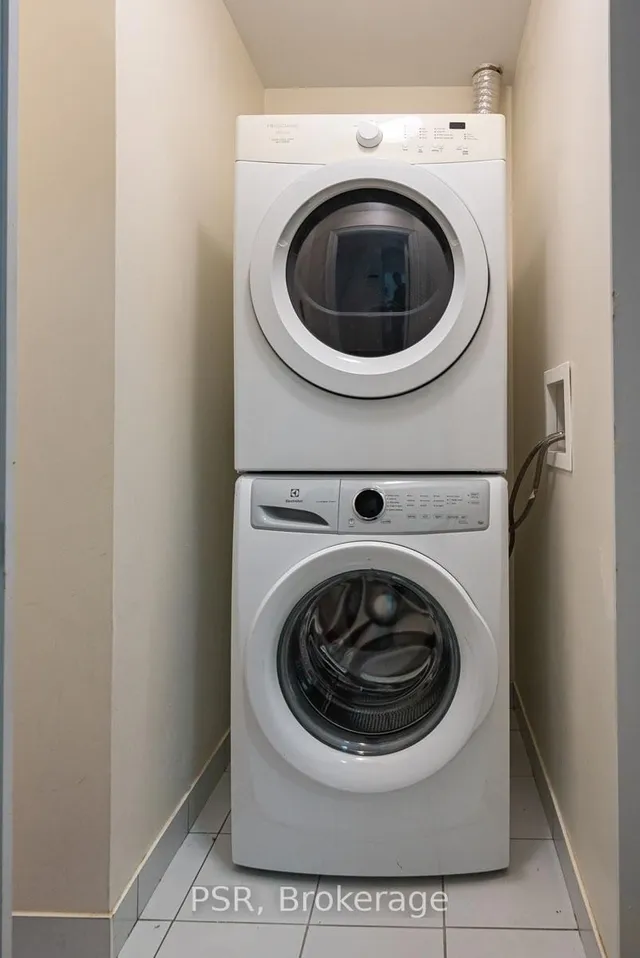 Additional image 19 of 28 Ted Rogers Way Unit 2007