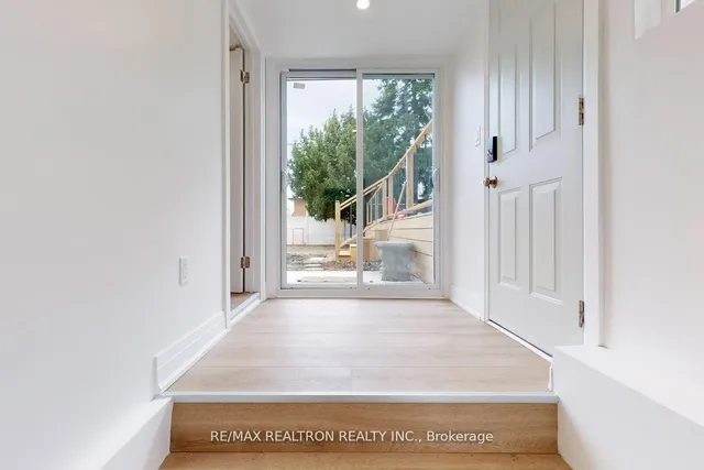 Additional image 32 of 43 Beckett Ave