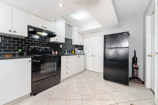 Additional image 35 of 15 Vanderpool Cres