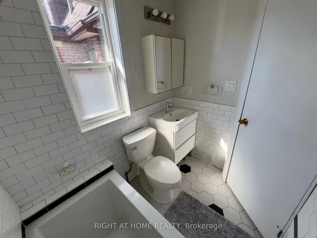 Additional image 27 of 5 Parr St