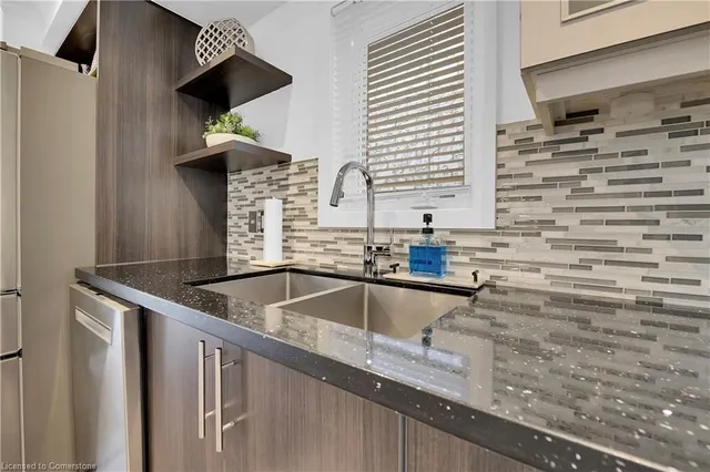 Additional image 6 of 72 Aldgate Avenue Ave