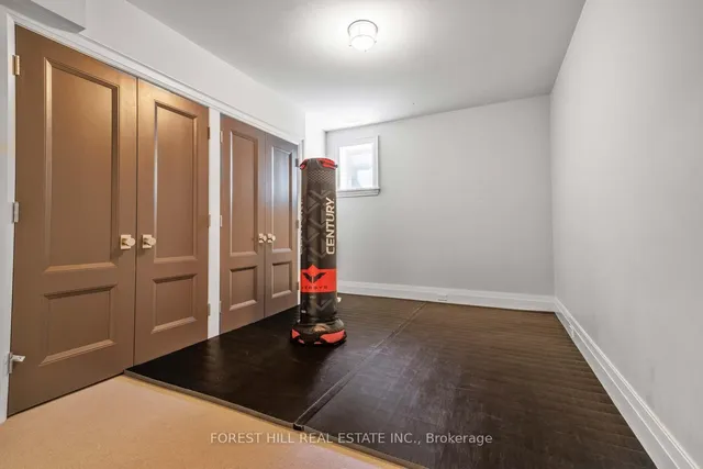 Additional image 35 of 221 Dunvegan Rd