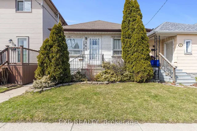 341 Strathearne Ave