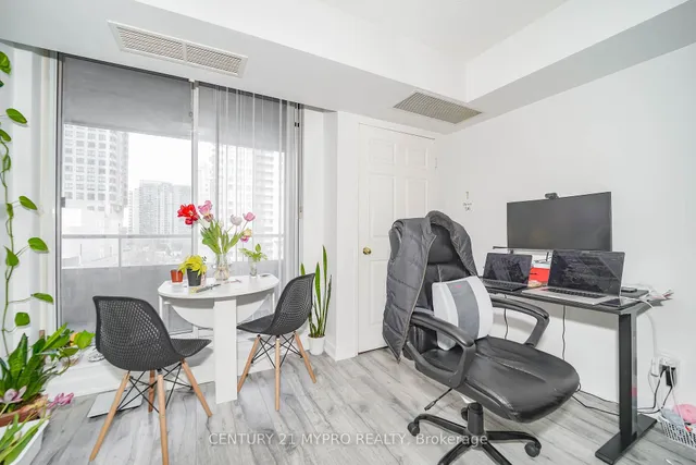 Additional image 21 of 18 Hillcrest Ave Unit 801