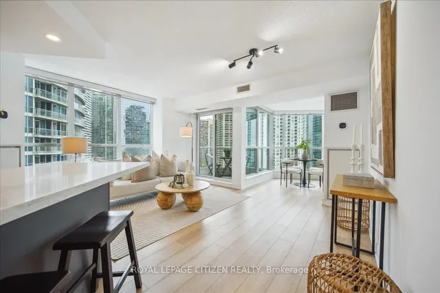 Additional image 18 of 208 Queens Quay Unit 1902