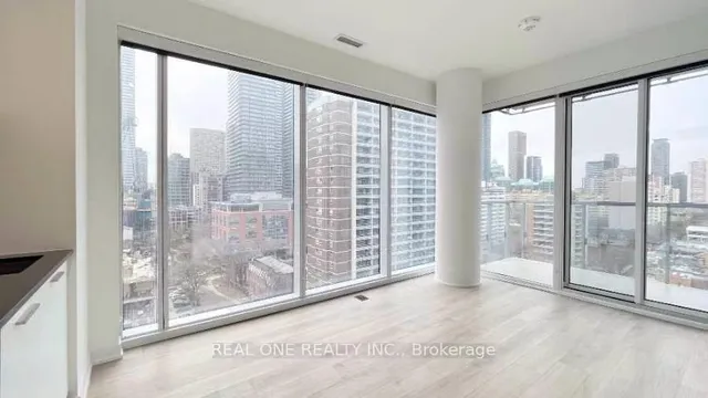 28 Wellesley St Unit 1004