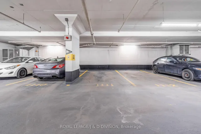 Additional image 18 of 25 Capreol Crt Unit 2208