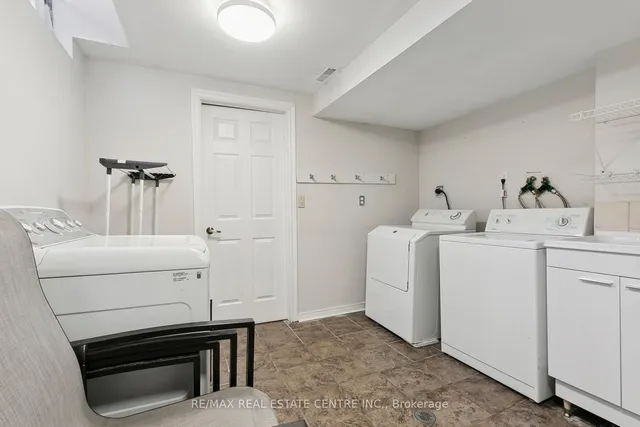 Additional image 44 of 2 Dailing Gate Unit 56