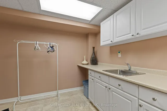 Additional image 28 of 44 Madrid Cres