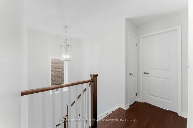 Additional image 25 of 604 Langholm St